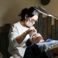 エステサロンで紹介客を増やす方法｜お客様が自然と友達を連れてくる仕掛けの設計イメージ