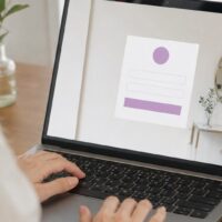 Salonboard ログイン PC画面を開くための入口とパソコンのイメージ