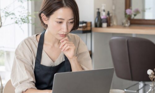 ホットペッパービューティーの新規予約が増えない原因を確認する美容サロンの集客分析イメージ