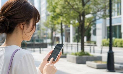 ホットペッパーの口コミが投稿後に反映されるまでの時間と確認方法をイメージしたスマートフォン画面
